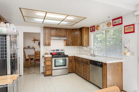 3555 Springfield Dr, Fairfield, CA 94534 photo 8