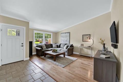 269 Edwin Dr, Vacaville, CA 95687 photo 5