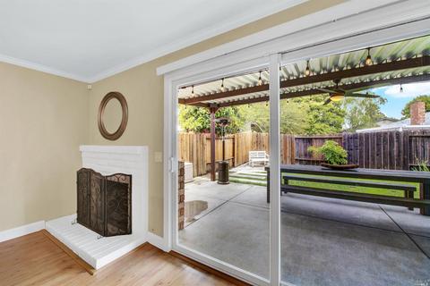 269 Edwin Dr, Vacaville, CA 95687 photo 13