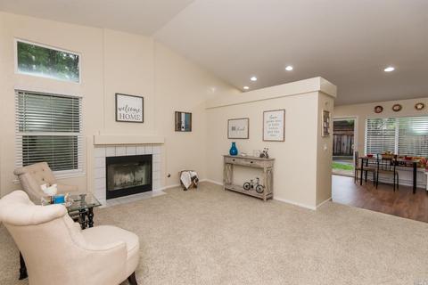 572 Leafhaven Ln, Windsor, CA 95492 photo 5