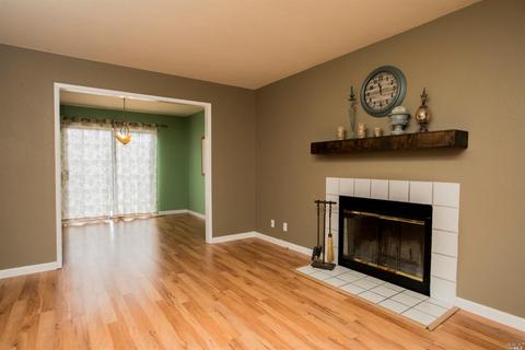 2 Ryan Ln, Cotati, CA 94931 photo 4