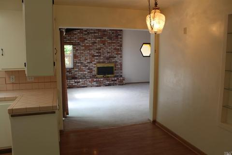 1350 Monteith Dr, Vallejo, CA 94590 photo 7