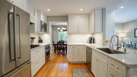 37 Staghound Psge, Corte Madera, CA 94925 photo 2