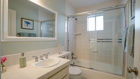 37 Staghound Psge, Corte Madera, CA 94925 photo 13