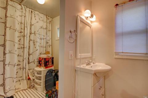 325 Walnut St, Petaluma, CA 94952 photo 30