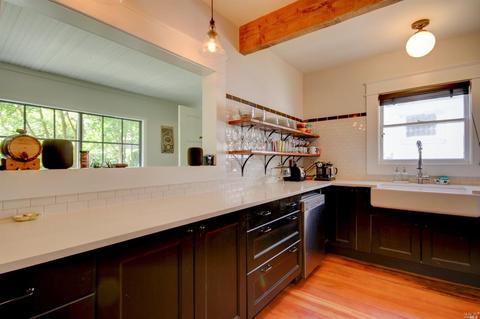 325 Walnut St, Petaluma, CA 94952 photo 10