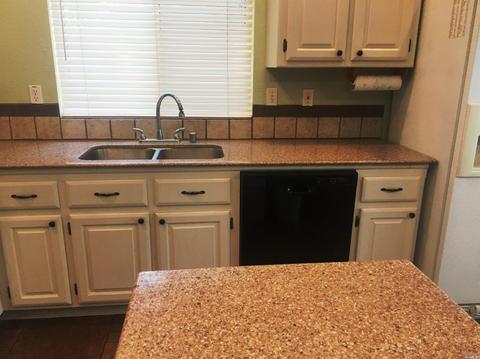1525 Knight Ct, Dixon, CA 95620 photo 2
