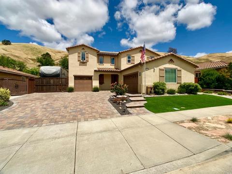 1372 Couples Cir, Fairfield, CA 94533 photo 2