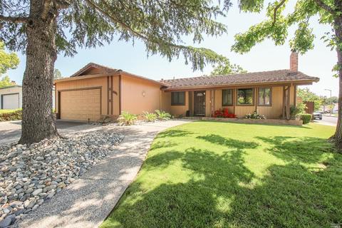 601 Corte Castro, Vacaville, CA 95688 photo 1