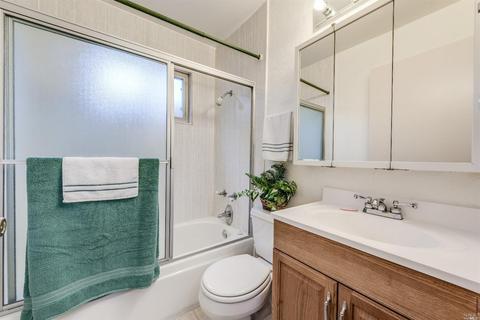 966 Nightingale Dr, Fairfield, CA 94533 photo 16