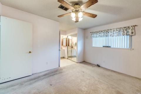 966 Nightingale Dr, Fairfield, CA 94533 photo 17