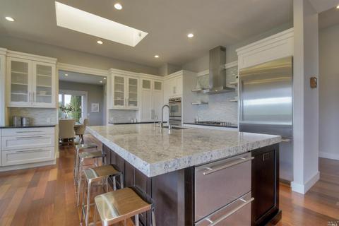 43 Tomahawk Dr, San Anselmo, CA 94960 photo 5