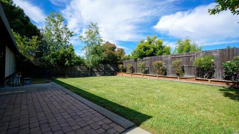 736 Stallion Cir, Fairfield, CA 94533 photo 22