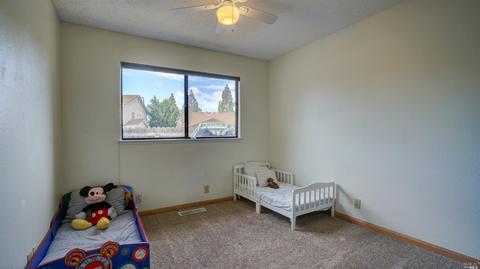 736 Stallion Cir, Fairfield, CA 94533 photo 12