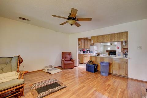 5090 Maple Rd, Vacaville, CA 95687 photo 3