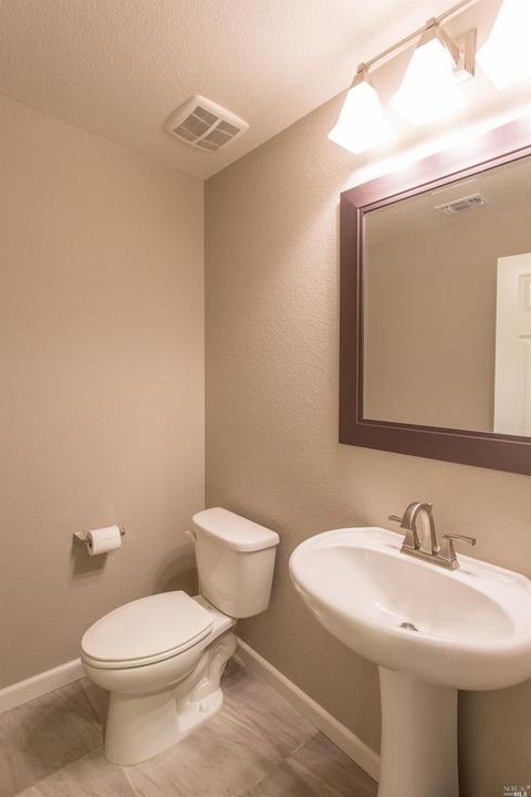 5259 Jacque Bell Ln, Fairfield, CA 94533 photo 10
