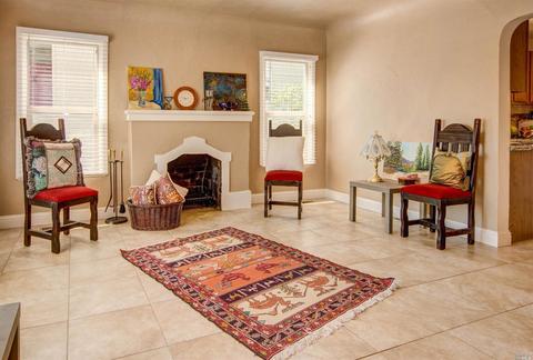 484 Wallace Ave, Vallejo, CA 94590 photo 4