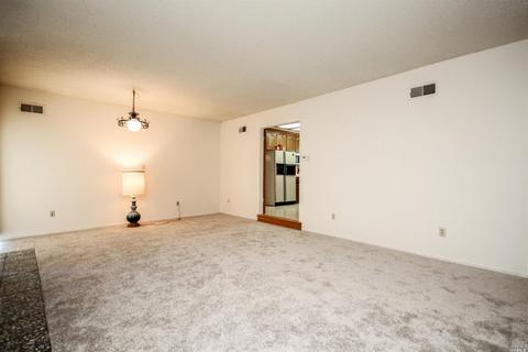 1802 Fairfield Ave, Fairfield, CA 94533 photo 17