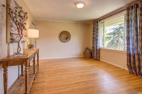 54 Springs Rd, Vallejo, CA 94590 photo 1