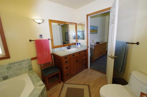 608 E J St, Benicia, CA 94510 photo 27