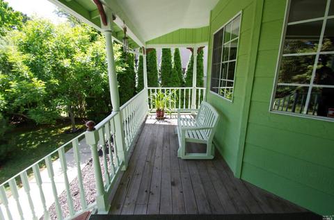 608 E J St, Benicia, CA 94510 photo 4