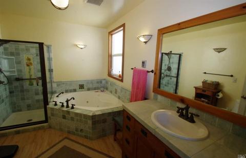 608 E J St, Benicia, CA 94510 photo 26