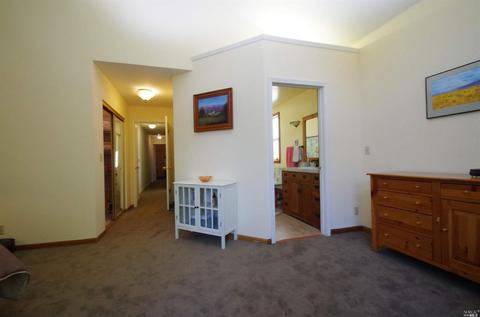 608 E J St, Benicia, CA 94510 photo 24