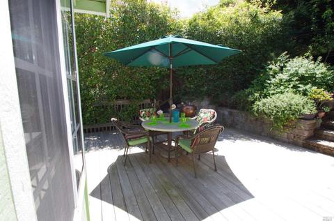 608 E J St, Benicia, CA 94510 photo 8