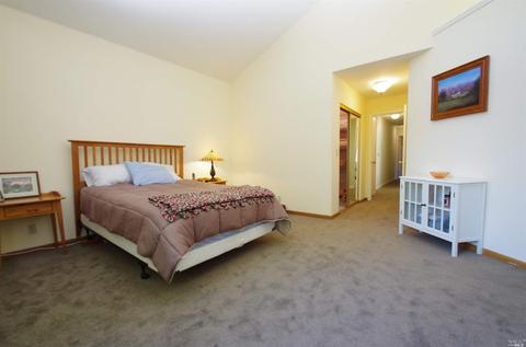 608 E J St, Benicia, CA 94510 photo 21