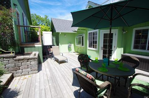 608 E J St, Benicia, CA 94510 photo 7