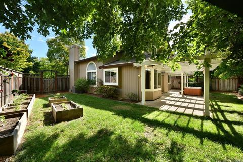 539 Shagbark St, Windsor, CA 95492 photo 2