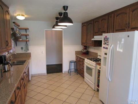 Undisclosed, Ukiah, CA 95482 photo 7
