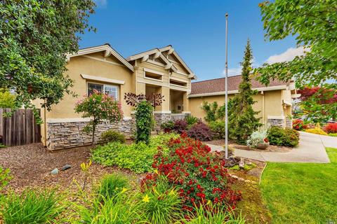 112 Griffen Ln, Napa, CA 94558 photo 2