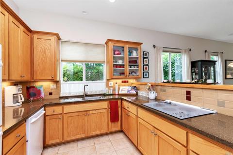 112 Griffen Ln, Napa, CA 94558 photo 10