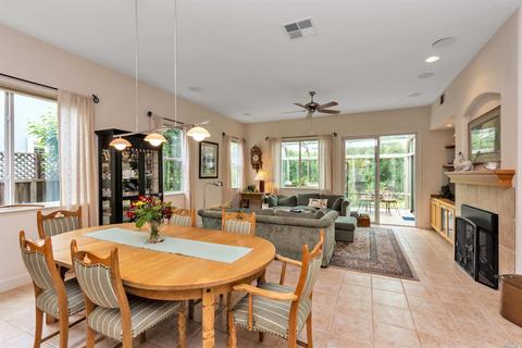 112 Griffen Ln, Napa, CA 94558 photo 9