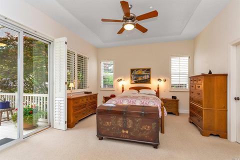 112 Griffen Ln, Napa, CA 94558 photo 17