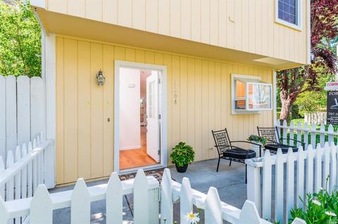 8264 Windmill Farms Dr, Cotati, CA 94931 photo 1