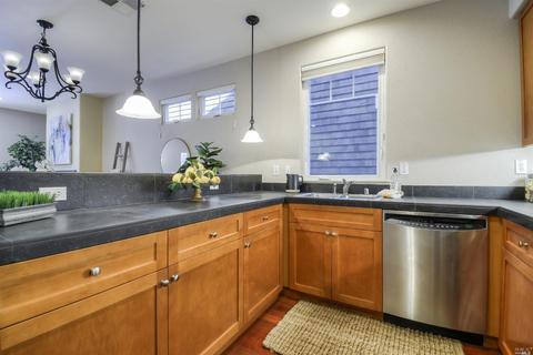 7500 Batkin Ct, Cotati, CA 94931 photo 12