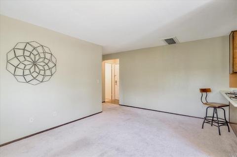 157 Nautical Ct, Vallejo, CA 94591 photo 6