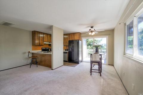 157 Nautical Ct, Vallejo, CA 94591 photo 9
