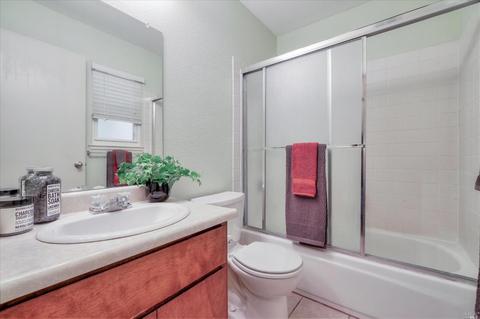 157 Nautical Ct, Vallejo, CA 94591 photo 13