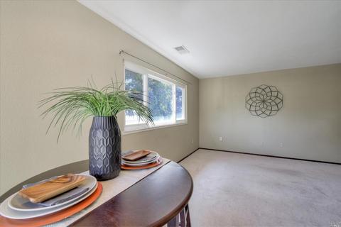 157 Nautical Ct, Vallejo, CA 94591 photo 12