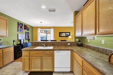 2364 Campbell Cir, Fairfield, CA 94533 photo 19