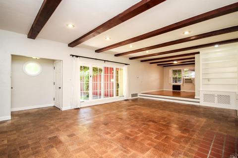 895 Taylor St, Fairfield, CA 94533 photo 8