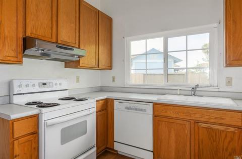200 Dutch Flat Ct, Vallejo, CA 94589 photo 10