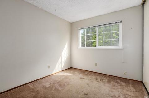 200 Dutch Flat Ct, Vallejo, CA 94589 photo 14