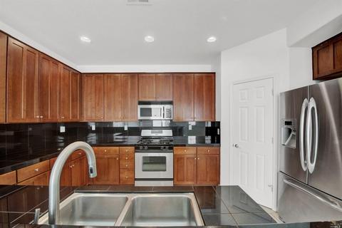 3021 Puffin Cir, Fairfield, CA 94533 photo 13