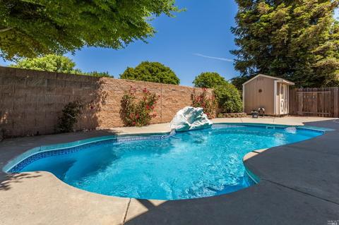 805 Evans Rd, Dixon, CA 95620 photo 2