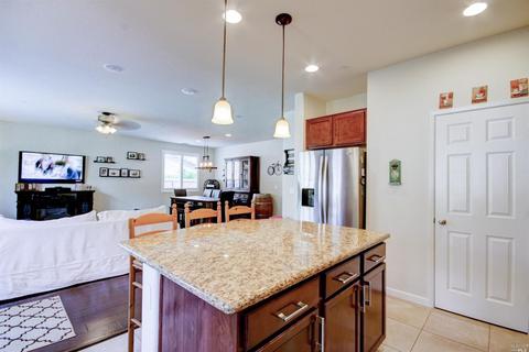 1420 Couples Cir, Fairfield, CA 94533 photo 9