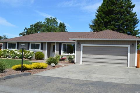 165 Moll Dr, Windsor, CA 95492 photo 2